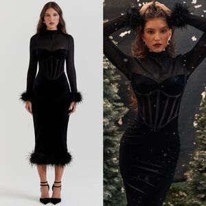House Of CB 'Lianna' Black Velvet Midi Dress